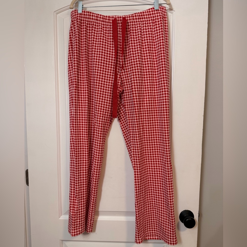 Draper James X Lands End Red and White Gingham Pajama Set - Picture 5 of 7